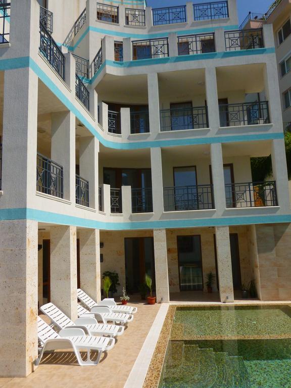 Aparthotel Prostor Каварна Екстер'єр фото