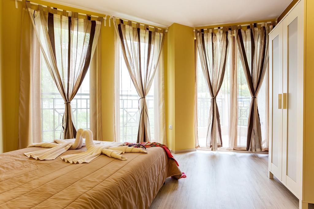 Aparthotel Prostor Каварна Екстер'єр фото