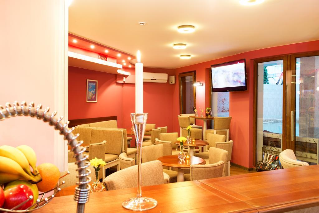 Aparthotel Prostor Каварна Екстер'єр фото
